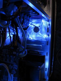 Вентилятор ZALMAN <ZM-F3BL> Fan for m/tower (SMART, Blue, 120x120x25mm, 20-32дБ, 1000-1800об/мин) - фото 4831